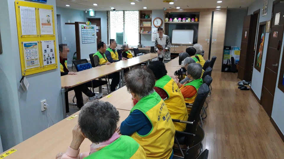 [은평신사데이케어센터]2019년 12월 26일 음악치료 프로그램 진행