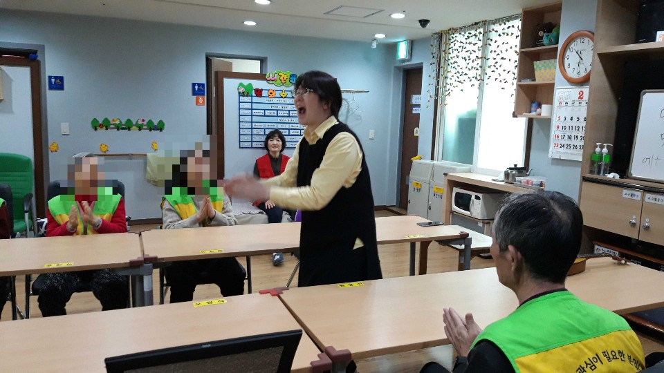 [은평신사데이케어센터]2020년 2월 13일 음악치료 프로그램 진행