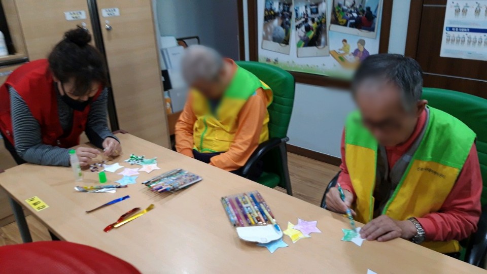 [은평신사데이케어센터]2020년 4월 28일 미술치료 프로그램 진행