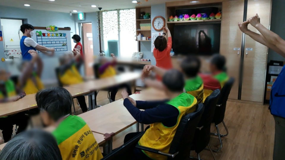 [은평신사데이케어센터]2020년 5월 22일 실버체조 프로그램 진행