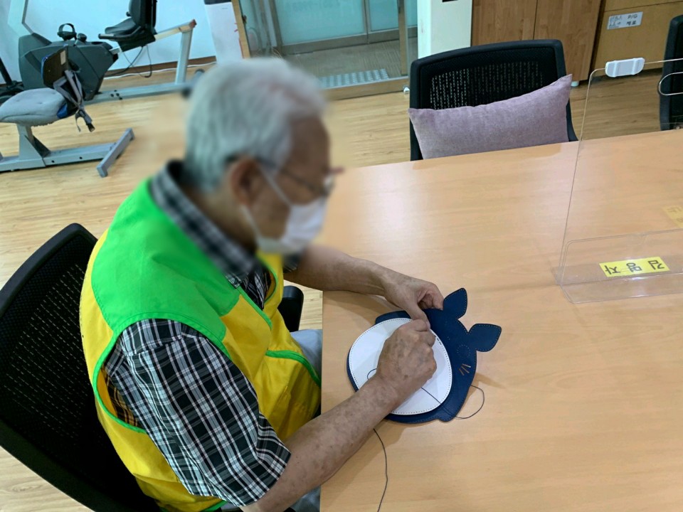 [은평신사데이케어센터] 2020년 8월 21일(금) 공예교실 프로그램 진행