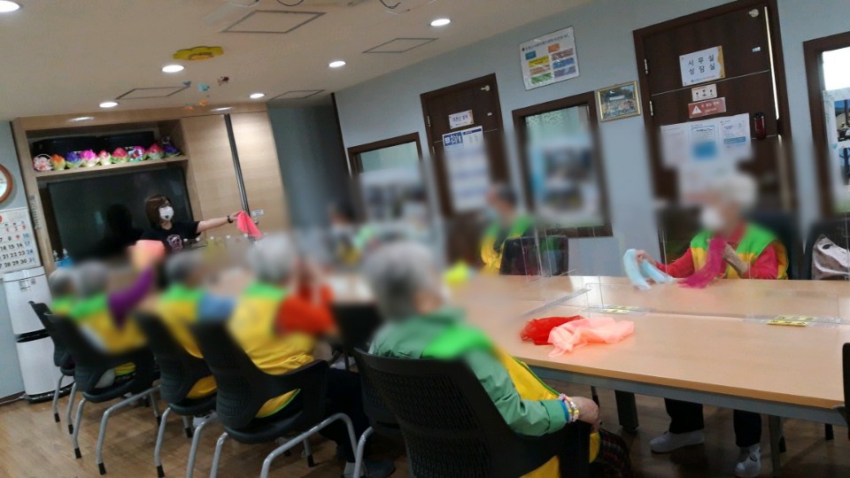 [은평신사데이케어센터] 2020년 11월 20일 실버체조 프로그램 진행