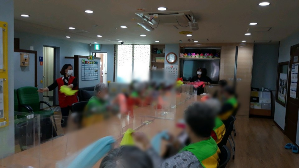 [은평신사데이케어센터]2020년 11월 24일 시니어건강체조 프로그램 진행