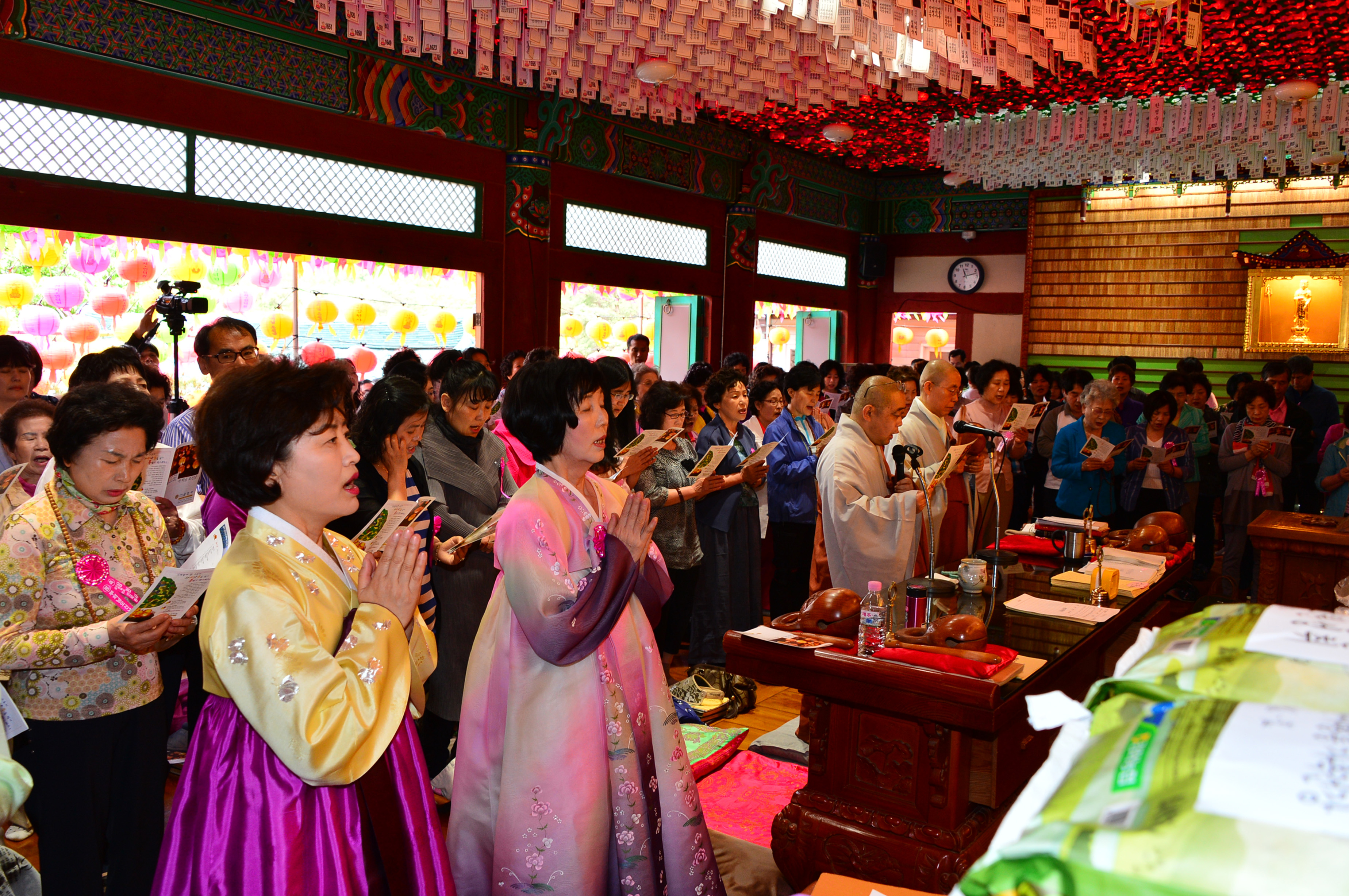 부처님오신날 봉축대법회-제1부 봉축법요식