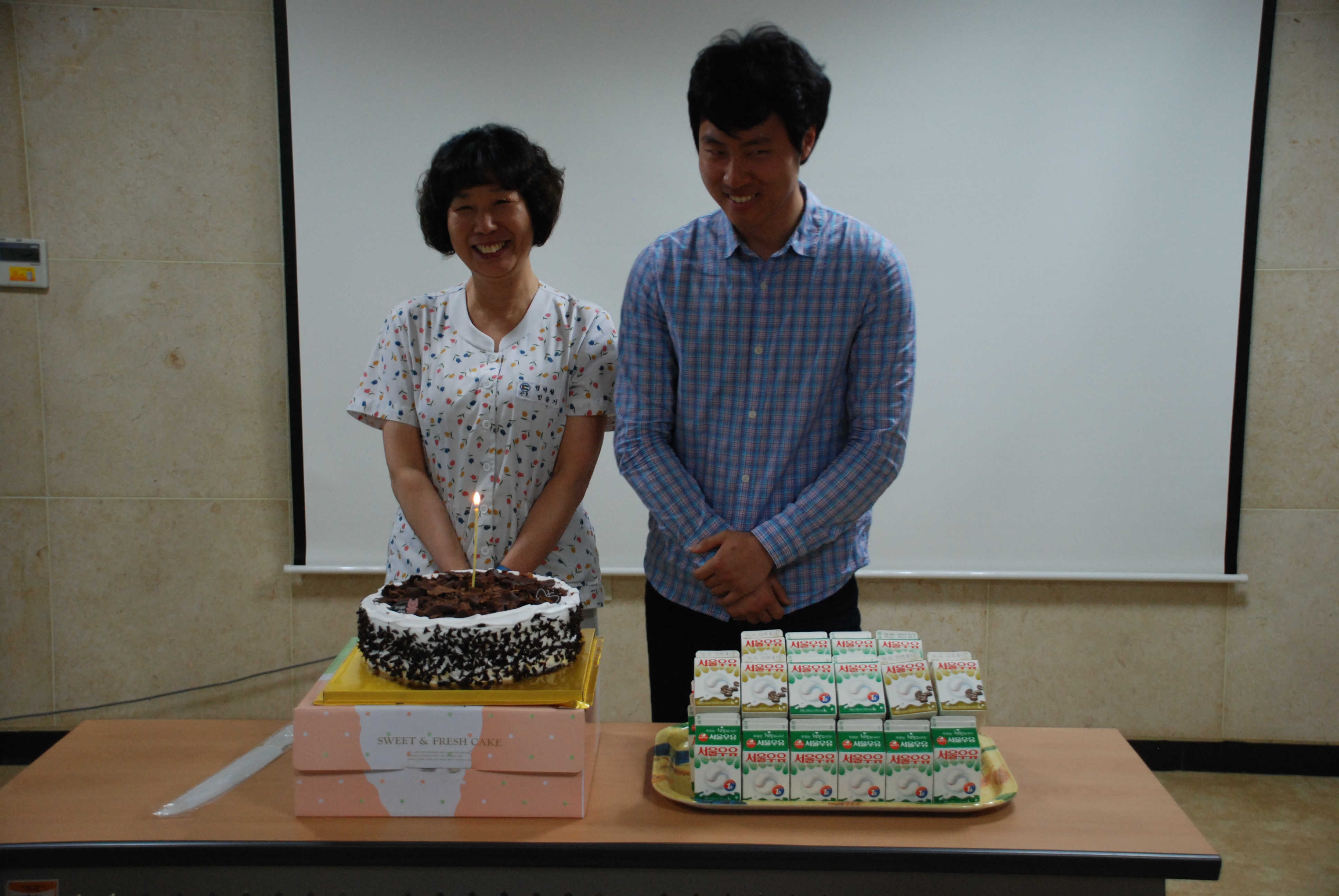 [인덕원] 4월 직원생일잔치