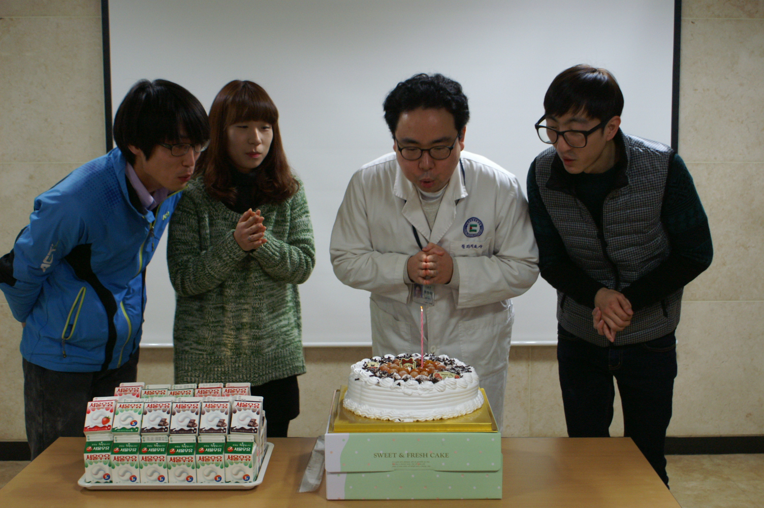 [인덕원] 1月 직원 생일 잔치